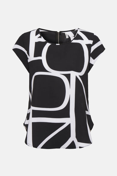 Blouse noire à manches courtes de ONLY avec motif graphique blanc.