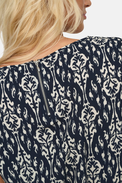Kleurrijke blouse met korte mouwen van ONLY®, met sierpatroon en ritssluiting aan de achterkant.