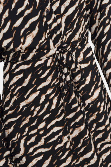 Multikleuren jurk met lange mouwen van ONLY®, zebraprint met strikceintuur.