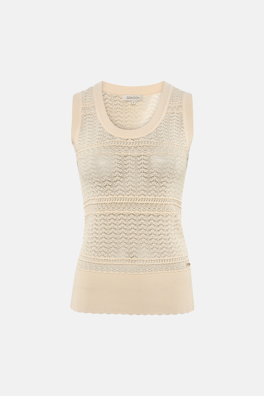 Beige mouwloze top van GOA GOA met opengebreide structuur en geschulpte zoom.