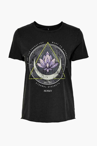 T-shirt noir de ONLY avec un imprimé graphique lotus et lune, style délavé.
