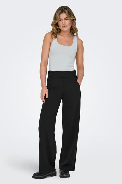 Pantalon de costume noir de JDY, coupe ample avec poches latérales et taille haute.