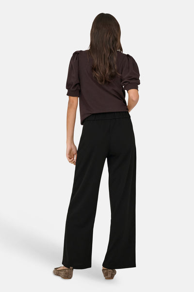 Pantalon costume noir de JDY à coupe large et taille élastique, vu de dos.
