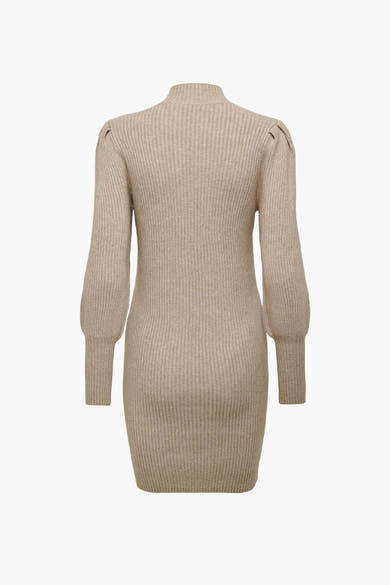 Robe beige de ONLY, en maille côtelée avec des manches longues bouffantes.
