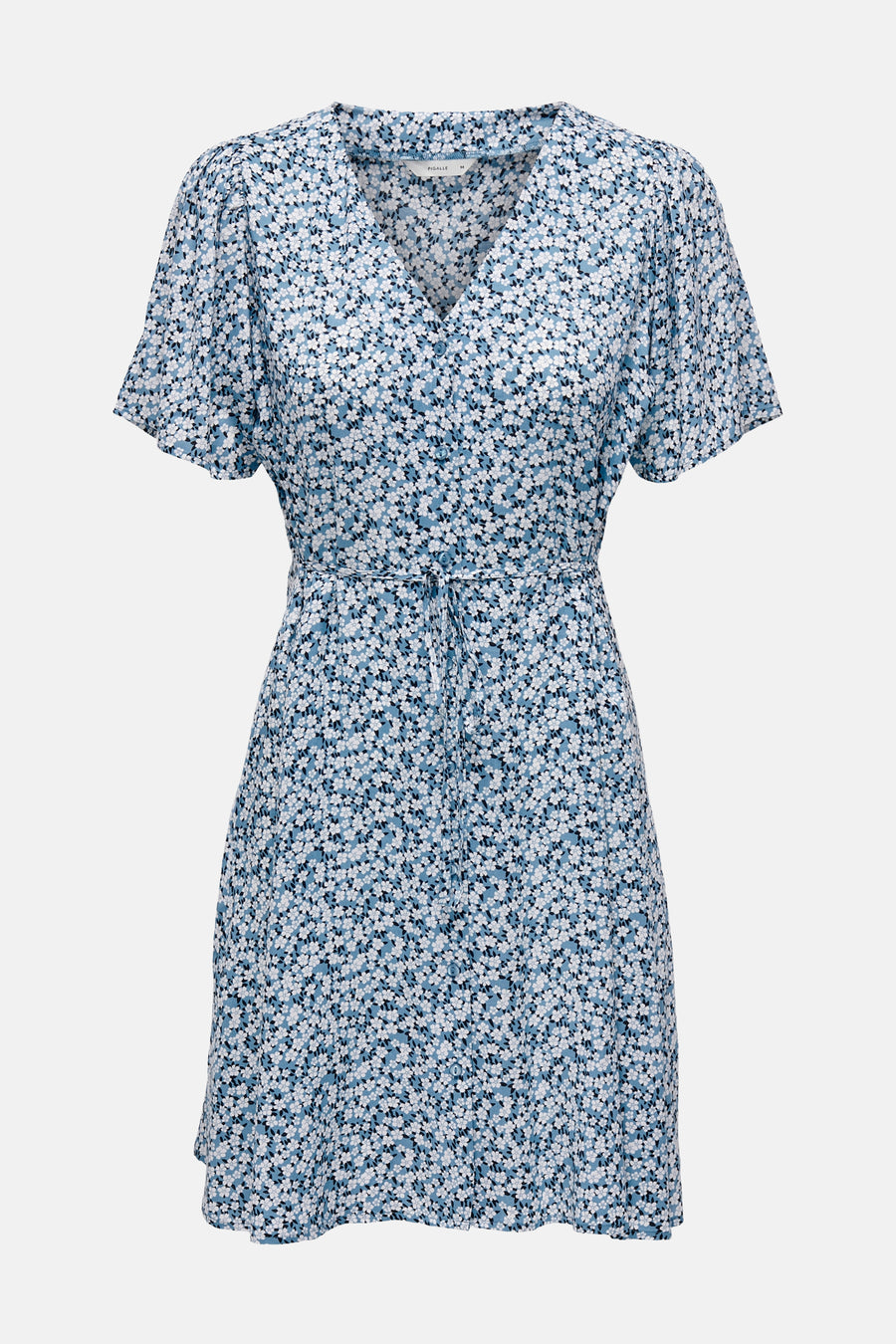 Blauwe jurk met kleine witte en zwarte bloemen van ONLY®, korte mouwen, V-hals, knoopsluiting en met strikceintuur.