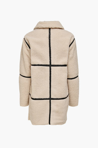 Veste longue en peau de mouton artificielle écru de JDY, avec empiècements en similicuir noir, vue arrière.