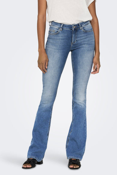 BLUSH FLARE - light blue denim