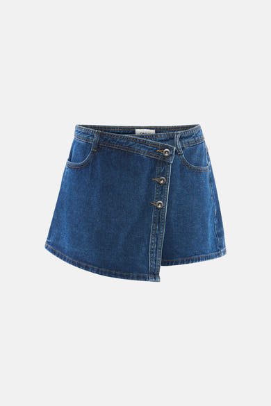Donkerblauwe spijkerrok met short van ONLY® met asymmetrische knoopsluiting aan de voorkant en zijzakken.