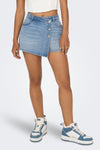 Short - light blue denim