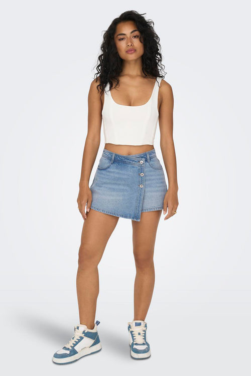 Short - light blue denim