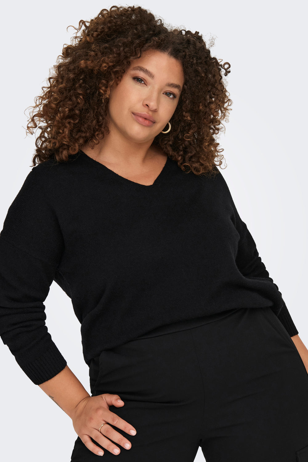 Pull col V Noir - CARMAKOMA