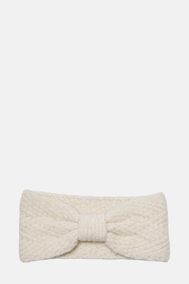 Ecru oorwarmer van ONLY®, in breisel met een decoratieve knoop in het midden.