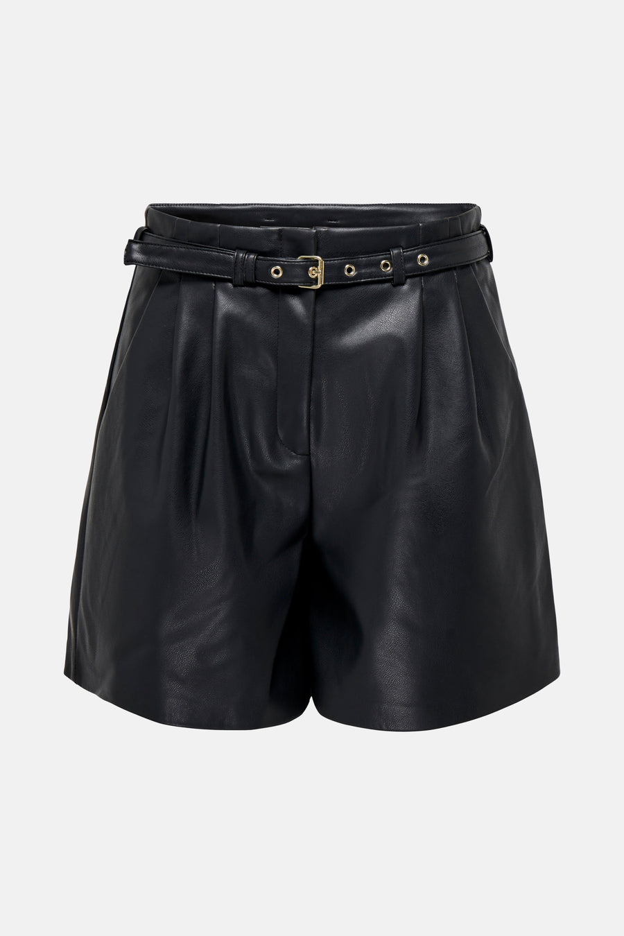 Korte short van imitatieleer van ONLY, met gouden gesp en decoratieve plooien.
