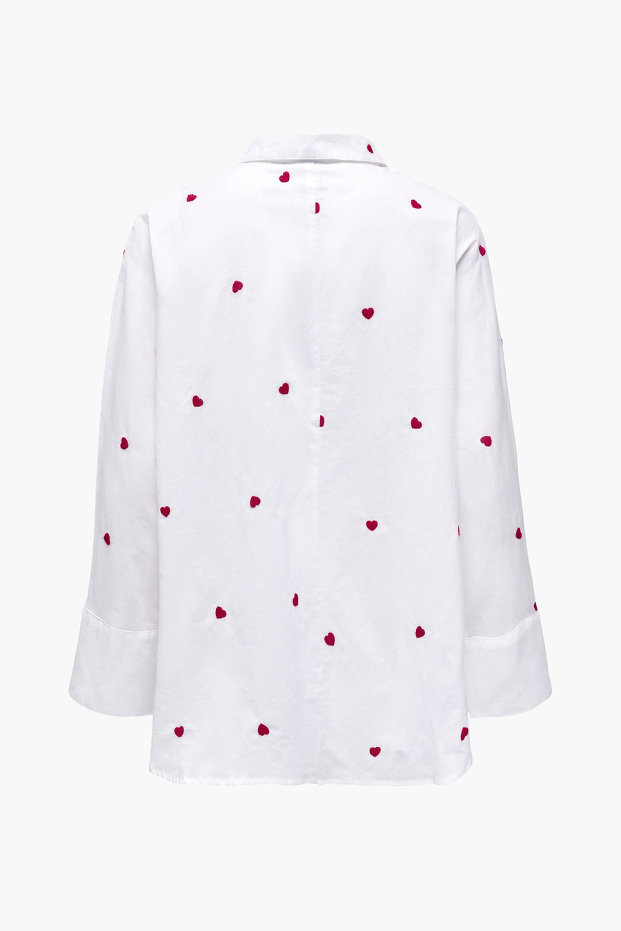 Chemisier blanc à manches longues de ONLY, orné de motifs de petits cœurs bordeaux, vue de dos.
