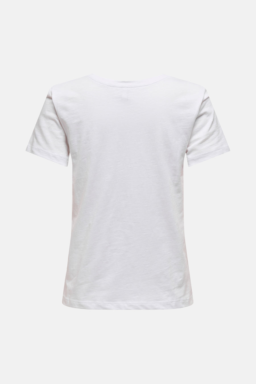Wit T-shirt van ONLY, achtergezicht op effen lichte achtergrond.