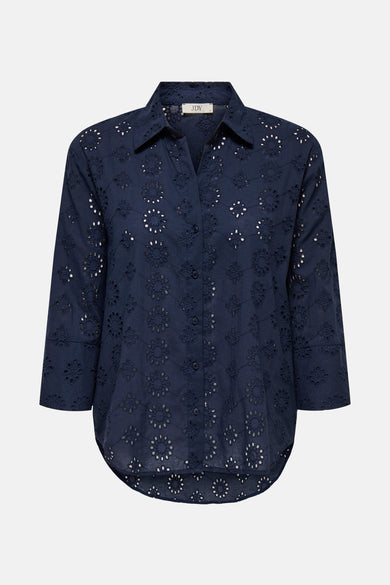 Blauwe blouse met lange mouwen van JDY, versierd met all-over bloemenpatronen met uitsparingen.