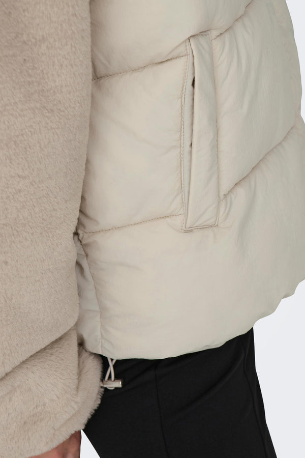 Veste courte Écru - ONLY®