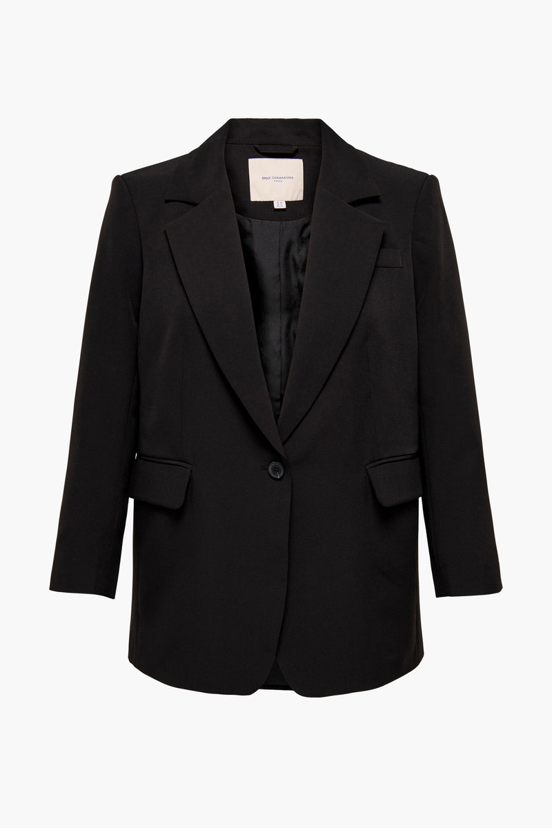 Blazer noir uni par CARMAKOMA avec revers crantés, poches à rabat et fermeture boutonnée.