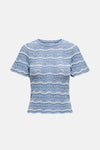 T-shirt bleu en crochet de ONLY, à rayures horizontales blanches et ourlet festonné.