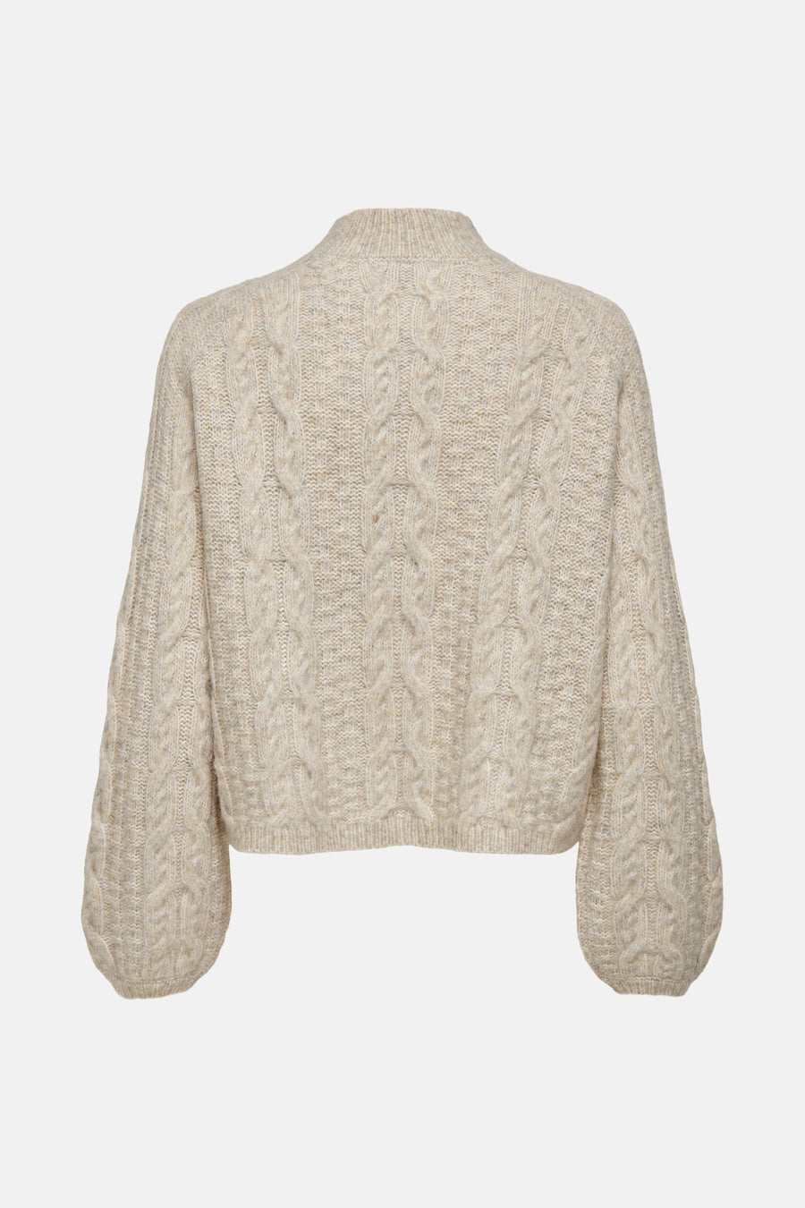 Beige coltrui van JDY, met een getextureerd kabelpatroon en pofmouwen.