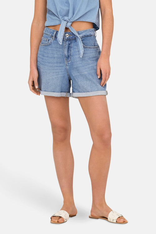 Short - light blue denim