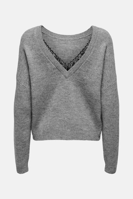 Pull à col en V gris par ONLY, avec bordure en dentelle noire et manches longues.