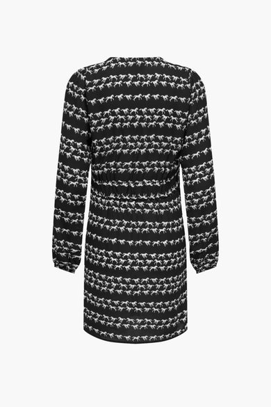 Robe noire à manches longues de ONLY, avec motif chevaux blancs sur toute la surface.

