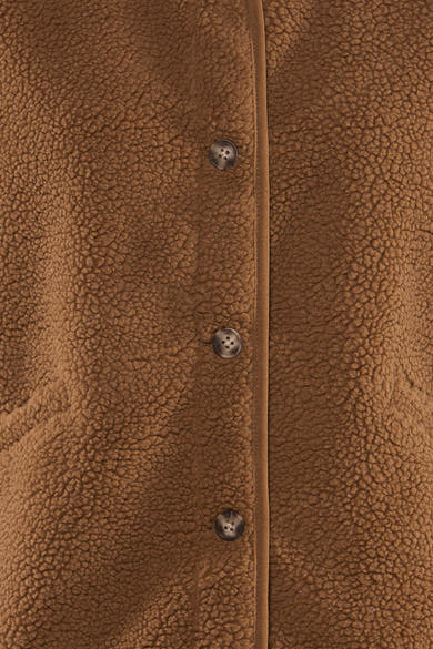 Veste sans manches marron en teddy de ONLY, avec fermeture boutonnée apparente.