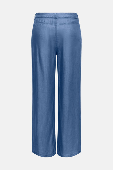 Pantalon en denim bleu moyen de ONLY®, vue arrière, coupe large et décontractée.
