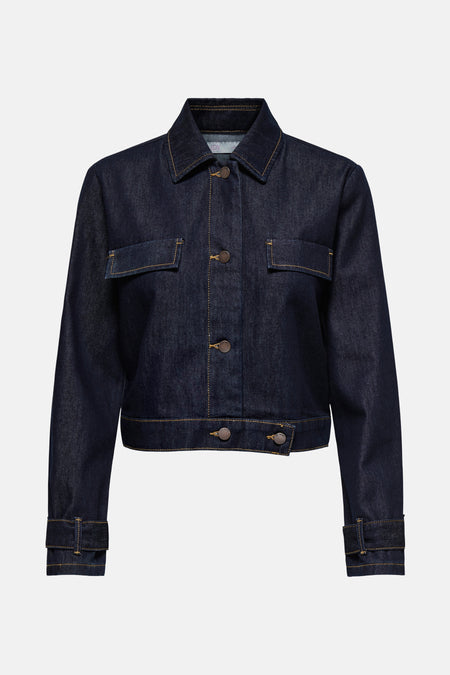 Donkerblauwe spijkerjas van denim van JDY, achterkant, met contrasterende stiksels en knoopmanchetten.