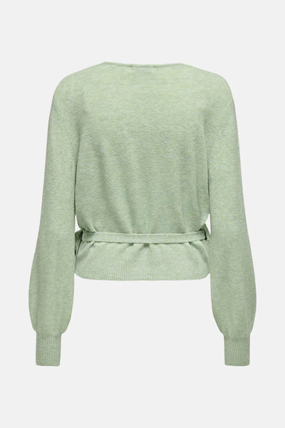 Groen gilet van JDY, met een strikceintuur en lange pofmouwen.