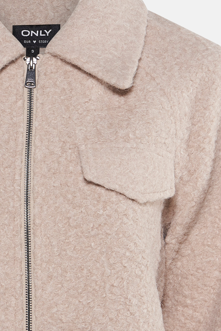 Veste courte beige de ONLY, avec fermeture éclair argentée et poche plaquée.