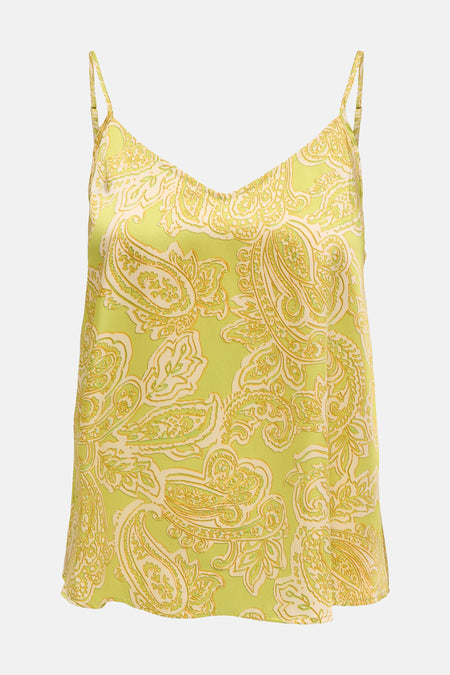 Lichtgroen hemdje van ONLY® met gele paisleyprint en dunne schouderbandjes.