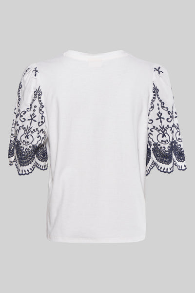 Witte T-shirt met korte mouwen van JDY, met opgevouwen mouwen en blauwe borduren.
