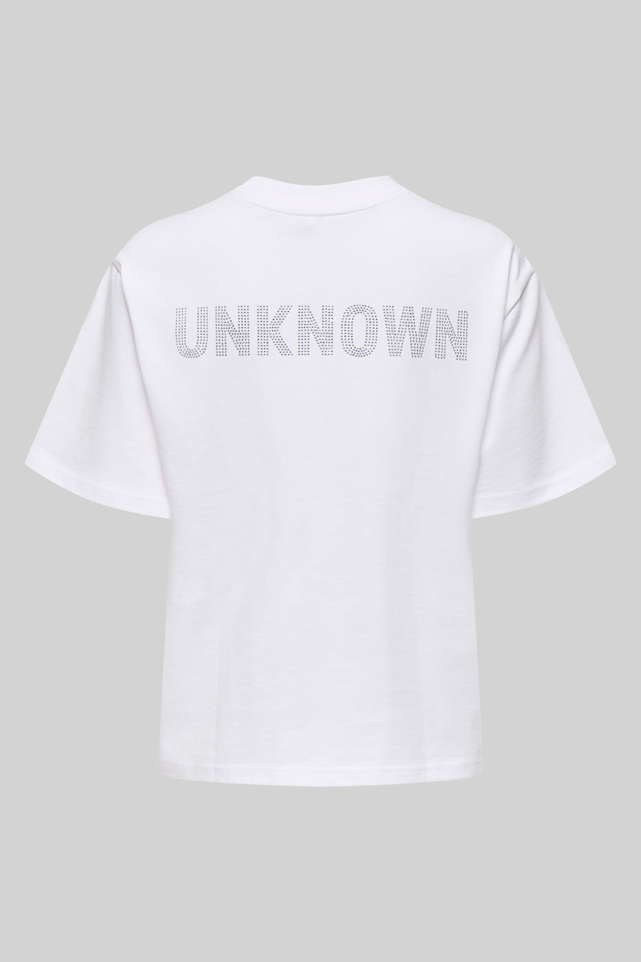 Wit T-shirt met korte mouwen van ONLY, versierd met het woord "UNKNOWN" in strass op de rug.