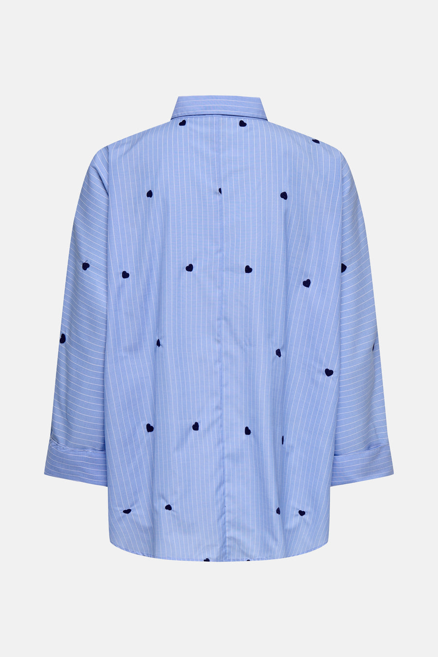 Chemisier bleu à manches longues par ONLY, avec motif rayé et petits cœurs noirs brodés.
