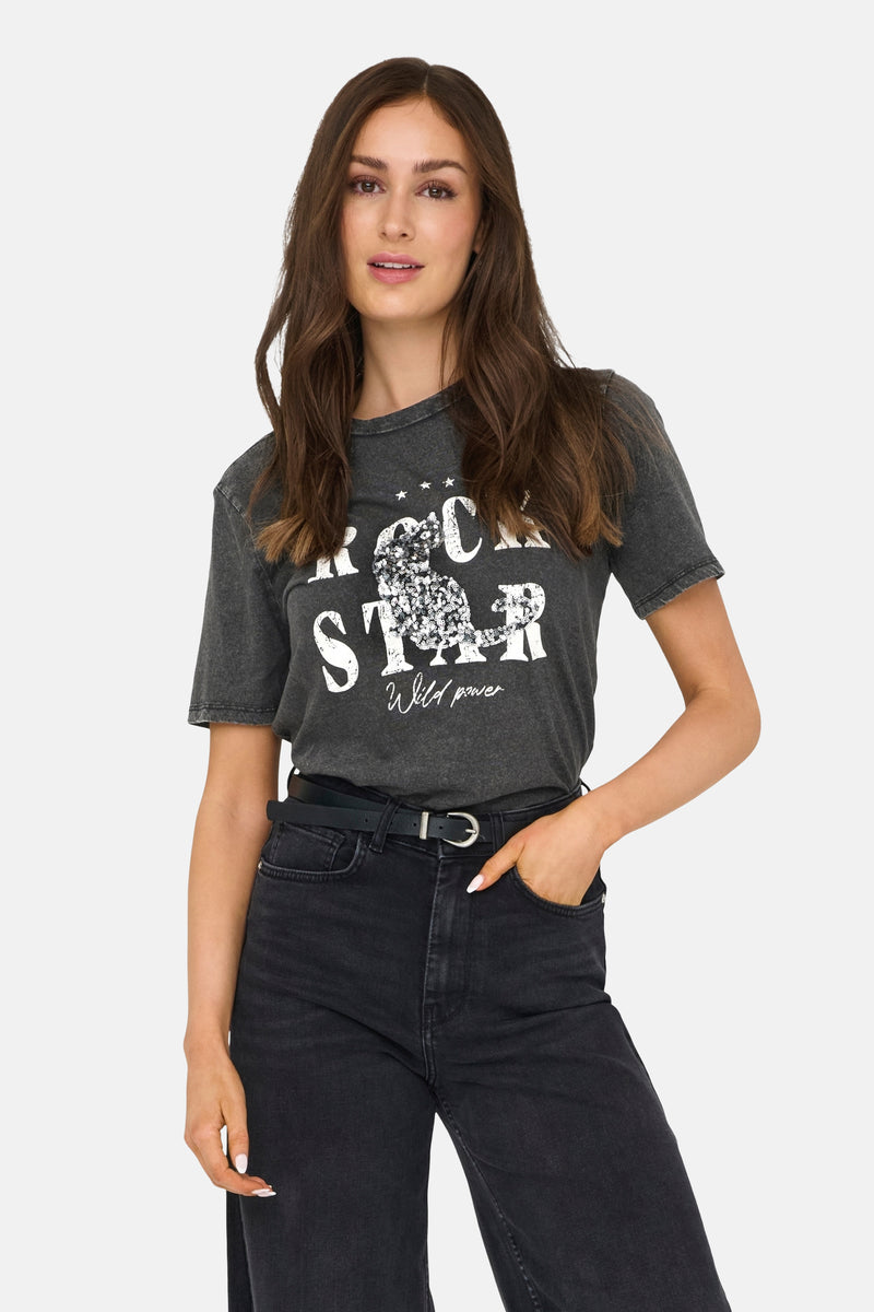 Zwart T-shirt met korte mouwen van ONLY®, met witte "Rock Star" en sterrenprint.
