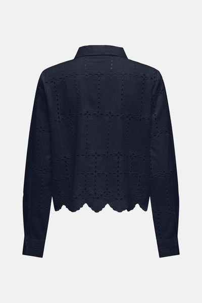 Chemisier bleu de JDY avec broderie anglaise et ourlet festonné, vue arrière.
