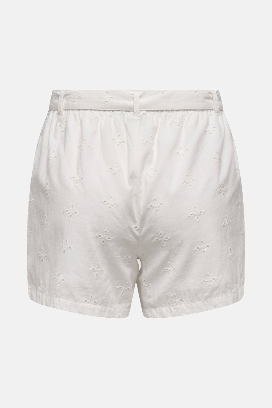 Short blanc de JDY avec broderie anglaise florale et ceinture assortie, vue de dos.