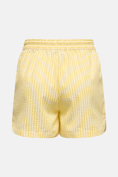 Gele korte broek van JDY met verticale textuurstrepen en elastische tailleband.