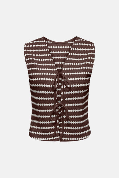 Bruin en wit mouwloos vest van ONLY® met horizontale textuurstrepen, achterzijde.