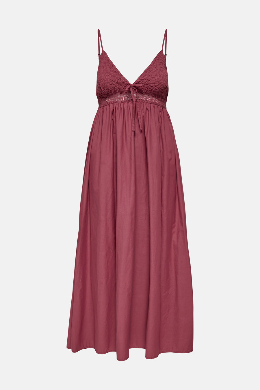 Robe longue rouge by ONLY, avec un corsage smocké, bretelles spaghetti et une ceinture à nouer.
