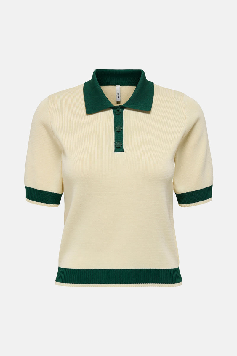 Polo beige à manches courtes de ONLY, avec col et finitions vert foncé.
