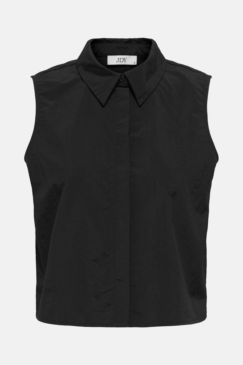 Chemisier noir à manches courtes de JDY, avec col et patte de boutonnage.