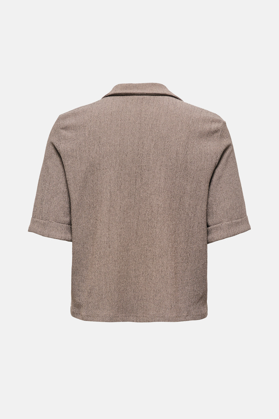 Chemise à manches courtes beige de JDY, avec un motif texturé subtil et des manches à revers.