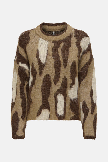 Multikleuren rondehals trui van ONLY, met een dierenprint en een zachte, pluizige textuur.