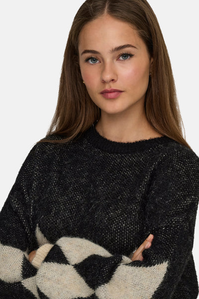 Pull à col rond multicolore de ONLY, avec un motif à losanges sur les manches longues.