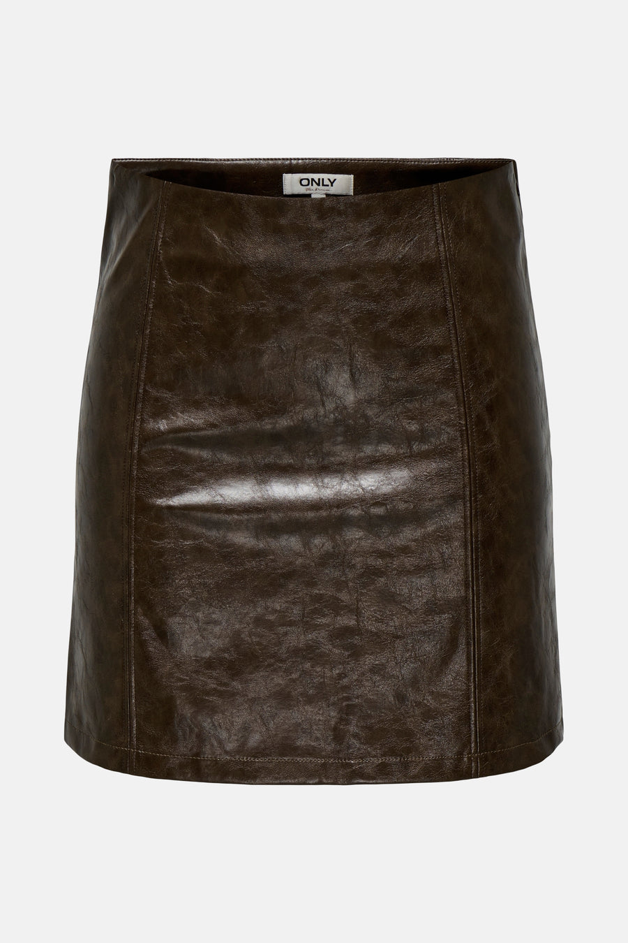 Jupe courte marron en similicuir de ONLY, avec coutures verticales apparentes et texture lisse