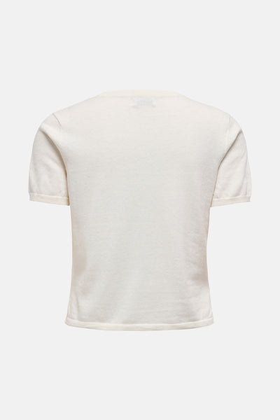 Pull beige de JDY, en maille fine, avec manches courtes.