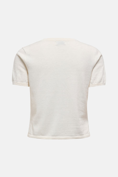 Pull beige de JDY, en maille fine, avec manches courtes.